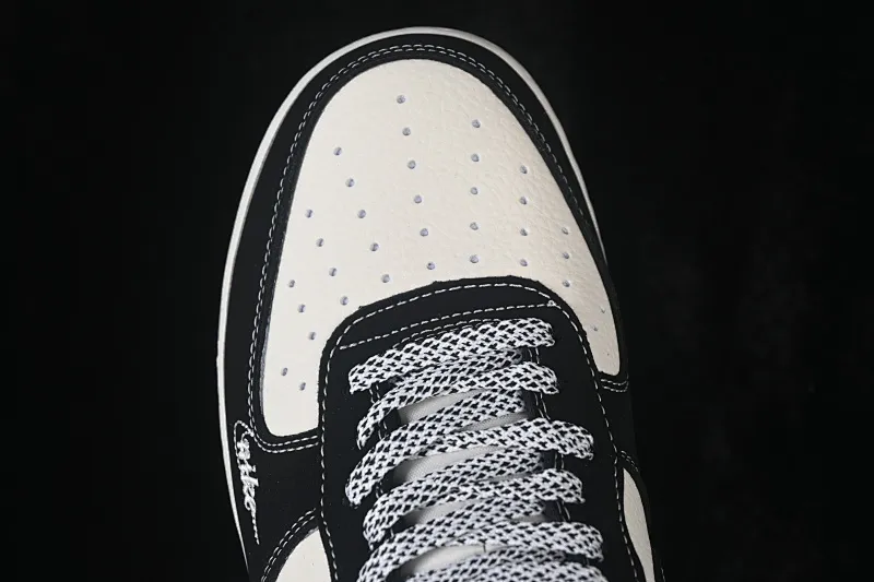 All categories Nk Air Force 1 Air Force series Nk Air Force 1 Low Air Force low-top Nike Air Force 1'07 Low Black, beige and blue contrast Air Force 1 low-top casual sneakers DW8806-005